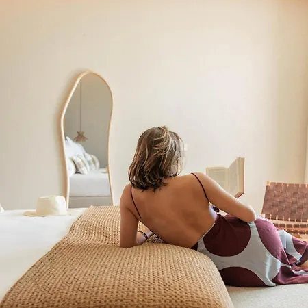 Legacy Ithos Boutique Hotel